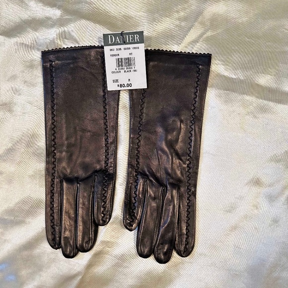 LAMB SKIN GLOVES, BLACK, SIZE M, 100% SILK LINING, WITH ZIG-ZAG ACCENTS, DANIER - Picture 1 of 3